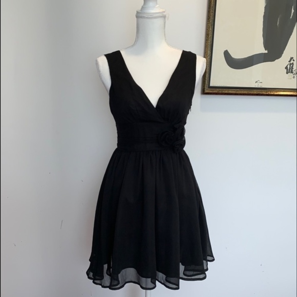 FOREVER 21 Glamorous Black Dress NWT